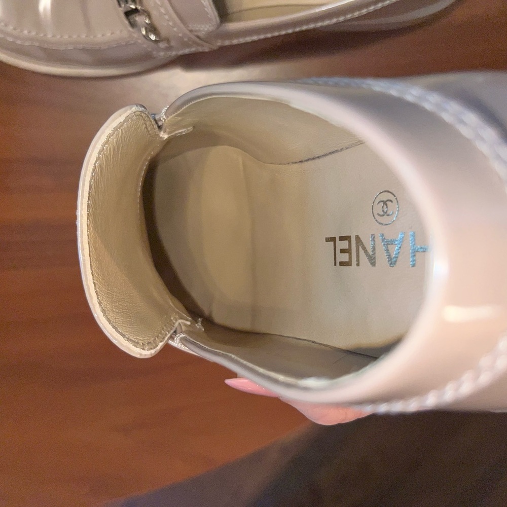 Chanel bonnie cream nude Clyde 20mm loafer flats (for size 9.5-10 feet size 41) - Picture 7 of 16